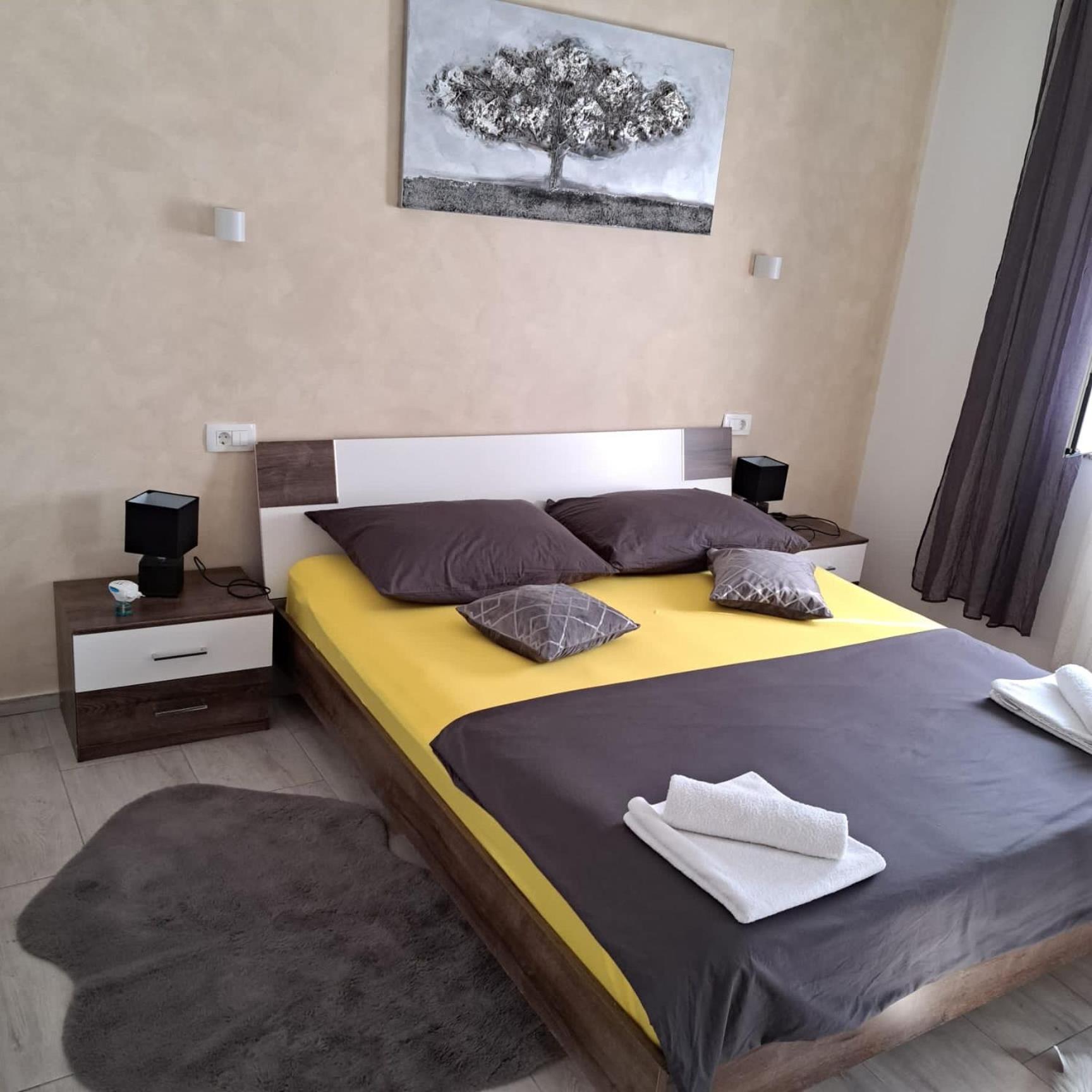 Iva Apartman Sa Bazenom Donji Zemunik エクステリア 写真