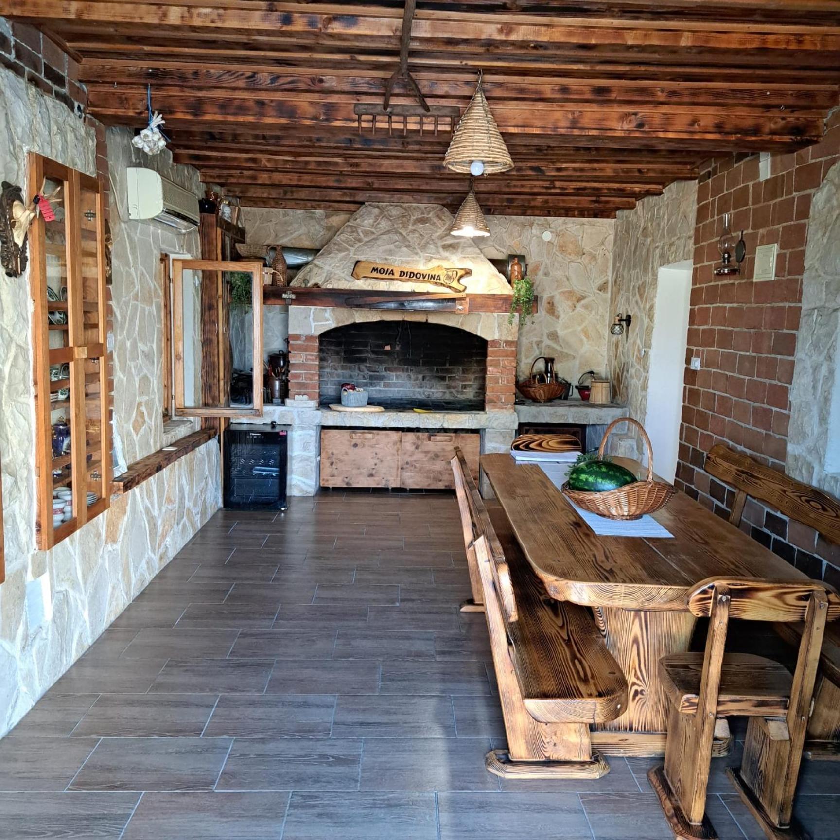 Iva Apartman Sa Bazenom Donji Zemunik エクステリア 写真